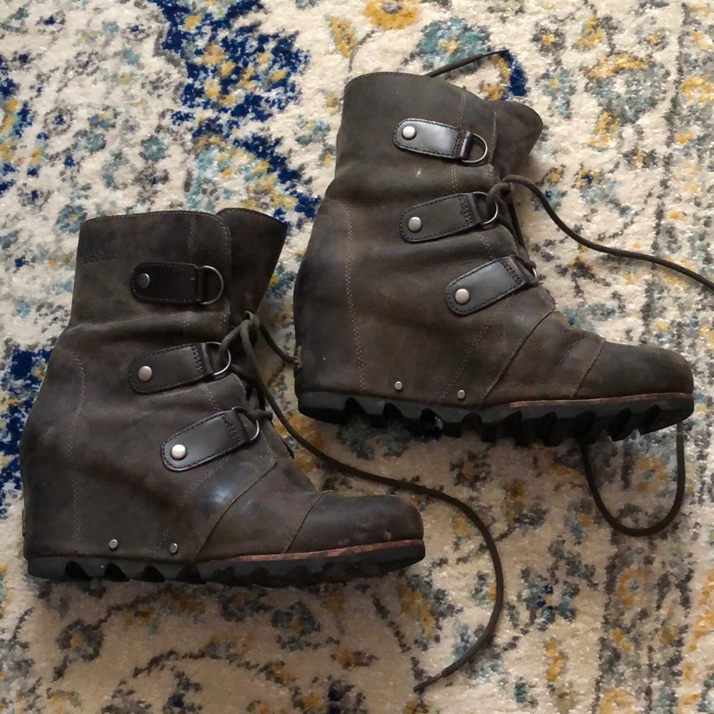 Sorel Joan of Arctic wedge boots